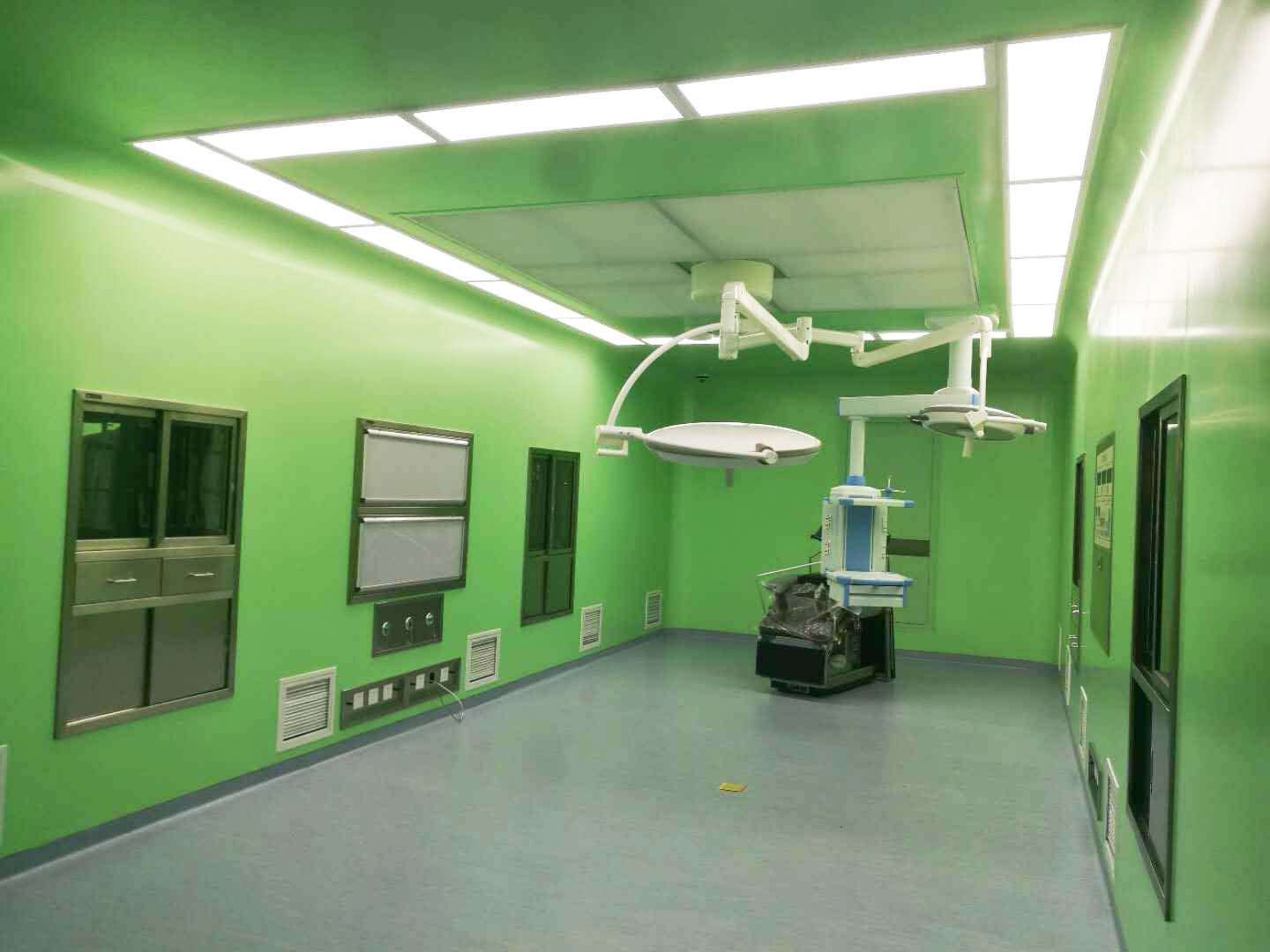 Krankenhaus-Operationssaal 2